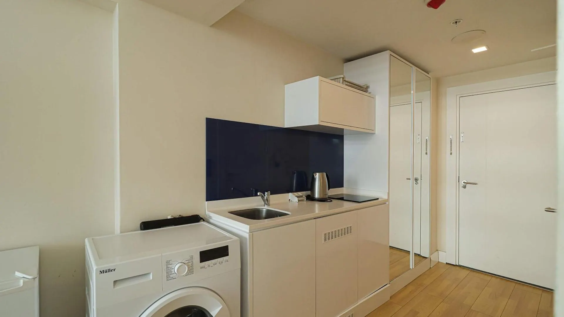 Stylish Studio In New Батуми
